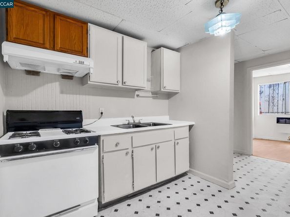 2150 35Th Ave, Oakland CA 94601