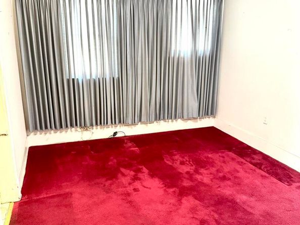 2823 S La Salle Ave, Los Angeles CA 90018