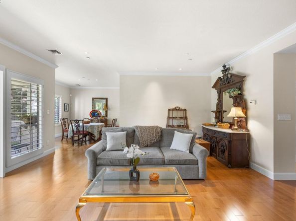 1133 Douglas Avenue 3, Burlingame CA 94010