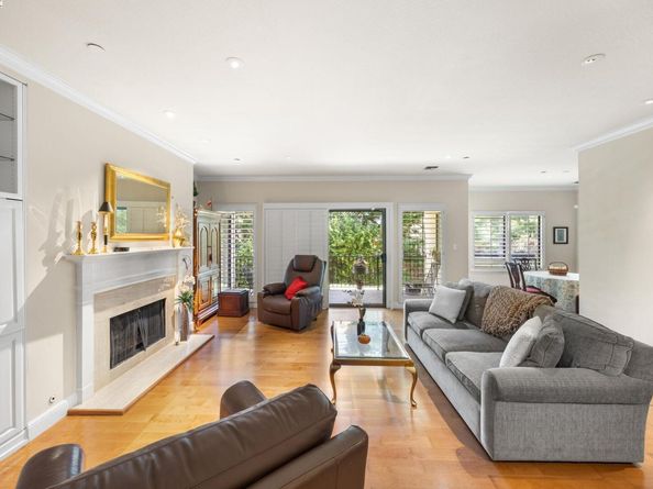 1133 Douglas Avenue 3, Burlingame CA 94010