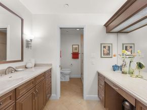 1133 Douglas Avenue 3, Burlingame CA 94010