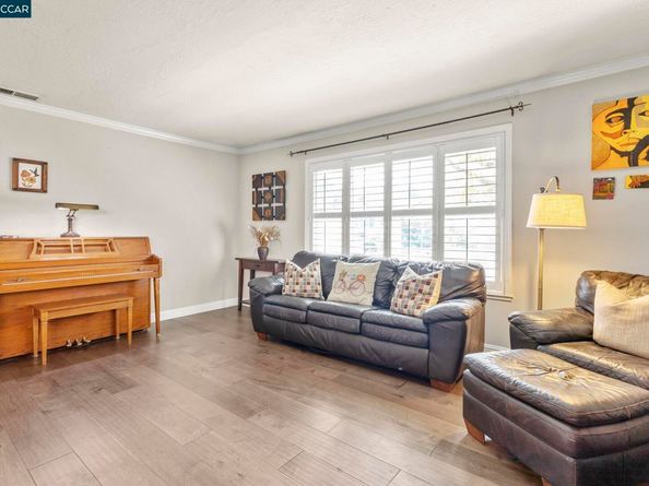 4493 Sweet Shrub Ct, Concord CA 94521