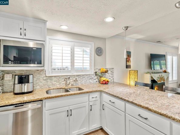 4493 Sweet Shrub Ct, Concord CA 94521