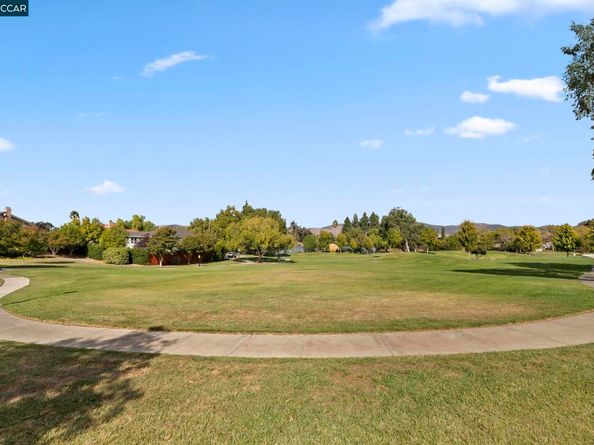 4493 Sweet Shrub Ct, Concord CA 94521