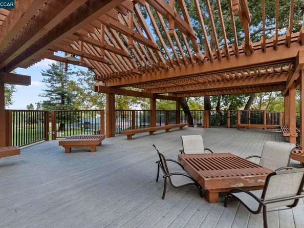 4493 Sweet Shrub Ct, Concord CA 94521