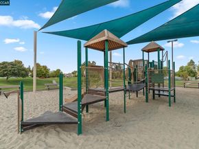 4493 Sweet Shrub Ct, Concord CA 94521