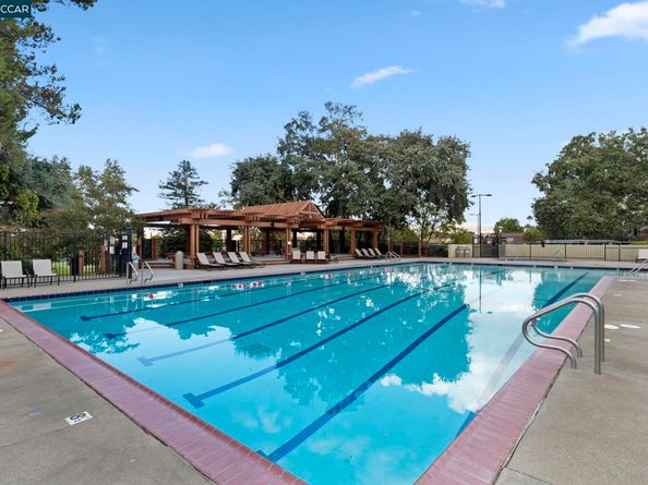 4493 Sweet Shrub Ct, Concord CA 94521