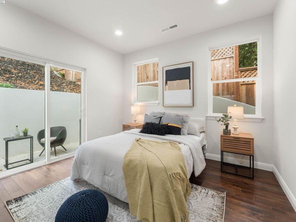 6868 Moore Dr, Oakland CA 94611