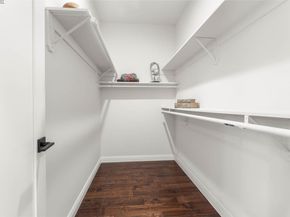 6868 Moore Dr, Oakland CA 94611