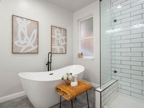 6868 Moore Dr, Oakland CA 94611