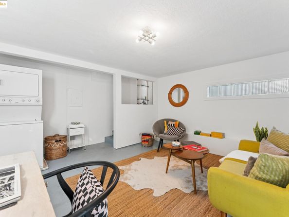 805 57Th St, Oakland CA 94608