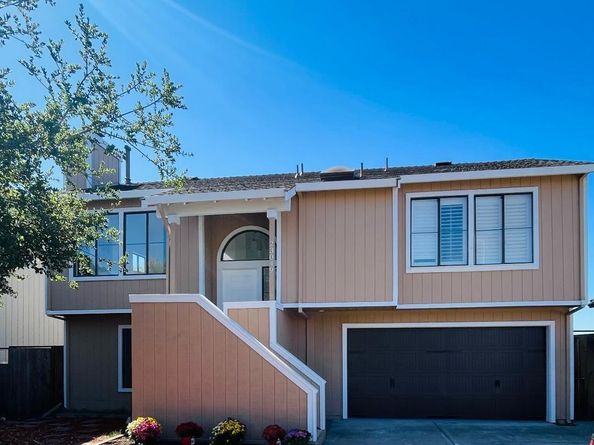 23049 Lakeridge Ave, Hayward CA 94541