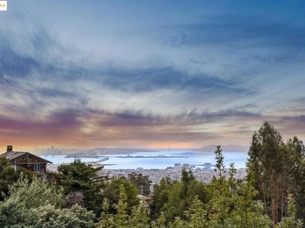 17032 Broadway Ter, Oakland CA 94611