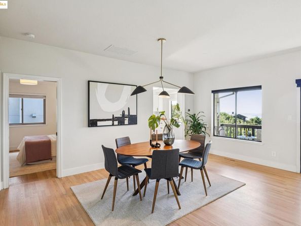 17032 Broadway Ter, Oakland CA 94611