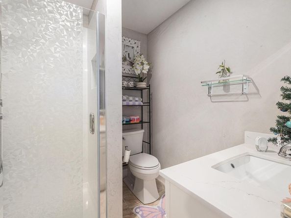 2036 brookside Dr, San Pablo CA 94806