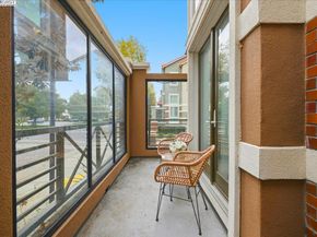 6586 Sierra Ln, Dublin CA 94568