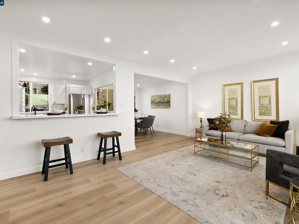 657 Silver Ave, San Francisco CA 94134