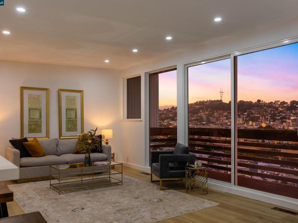 657 Silver Ave, San Francisco CA 94134