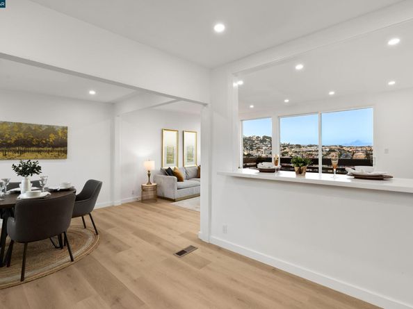 657 Silver Ave, San Francisco CA 94134