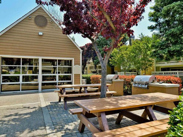 255 Reflections Dr 21, San Ramon CA 94583