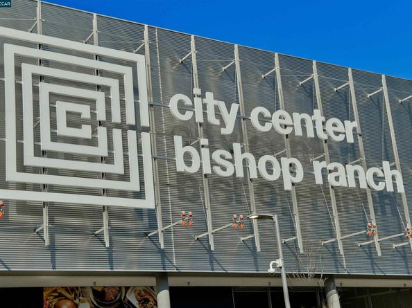 255 Reflections Dr 21, San Ramon CA 94583