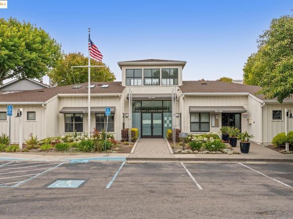 184 Schooner Ct, Richmond CA 94804