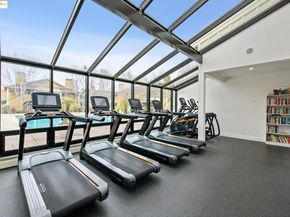 184 Schooner Ct, Richmond CA 94804