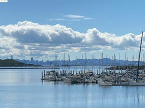 184 Schooner Ct, Richmond CA 94804