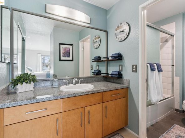 184 Schooner Ct, Richmond CA 94804