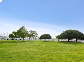 184 Schooner Ct, Richmond CA 94804