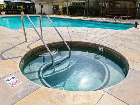 184 Schooner Ct, Richmond CA 94804