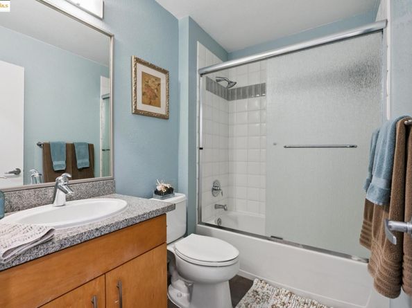 184 Schooner Ct, Richmond CA 94804