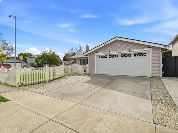 34319 Chester Ct, Fremont CA 94555
