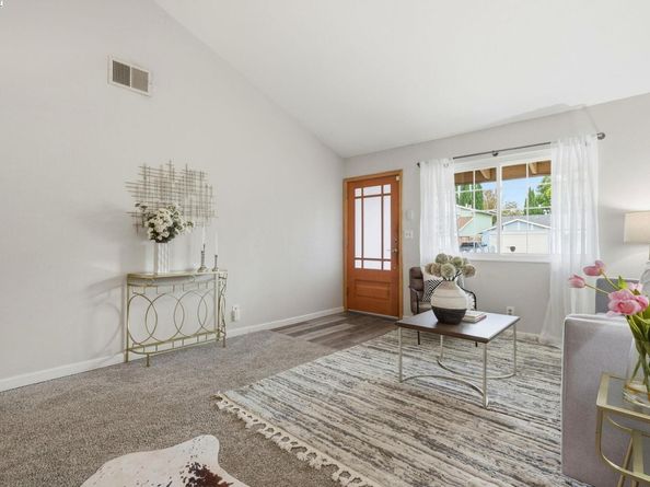 34319 Chester Ct, Fremont CA 94555