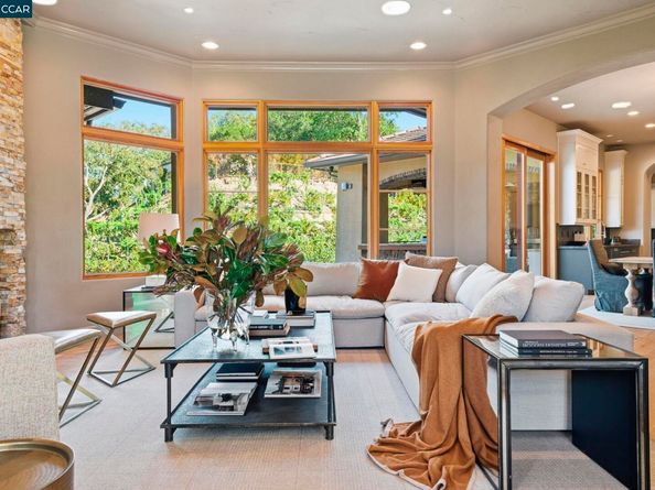 8 Quiet Country Lane, Danville CA 94526