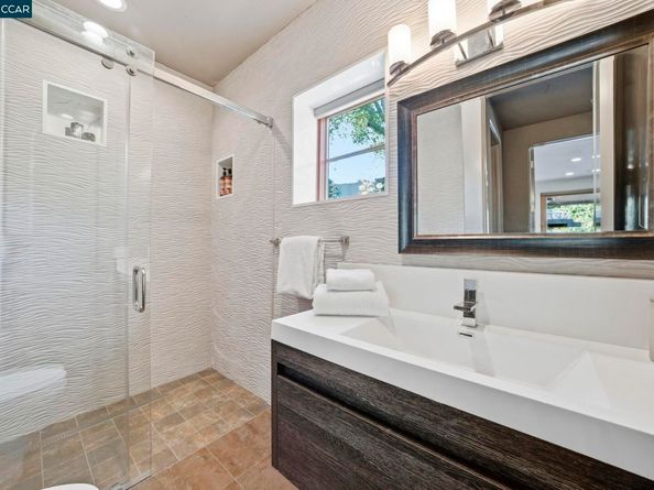 8 Quiet Country Lane, Danville CA 94526