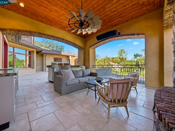 8 Quiet Country Lane, Danville CA 94526