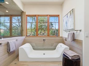 8 Quiet Country Lane, Danville CA 94526