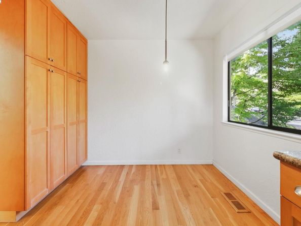 407 Wovenwood, Orinda CA 94563