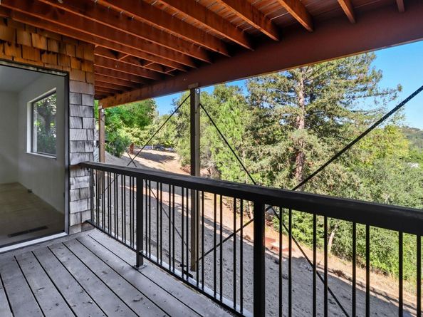 407 Wovenwood, Orinda CA 94563
