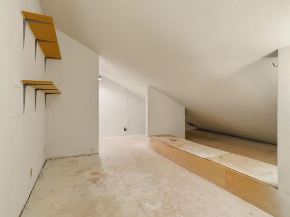 407 Wovenwood, Orinda CA 94563