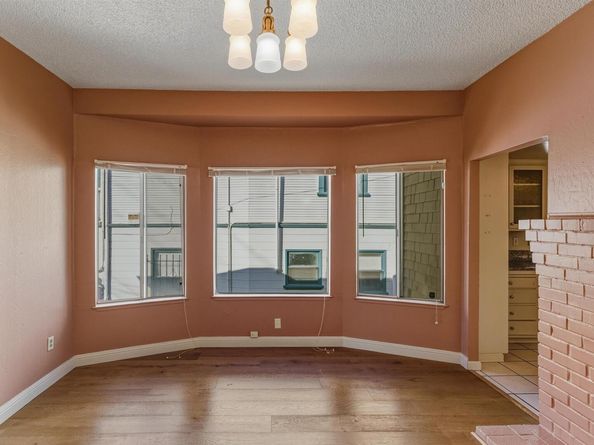 874 52Nd St, Oakland CA 94608