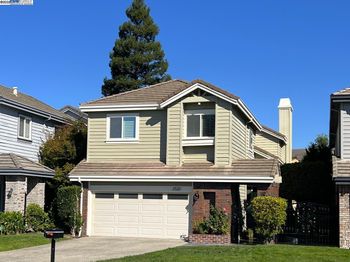 2520 Canyon Lakes Dr