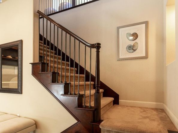 4456 Sunset View Dr, Dublin CA 94568