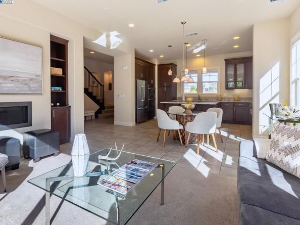 4456 Sunset View Dr, Dublin CA 94568