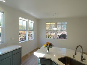 1150 Summer Ln, Richmond CA 94806