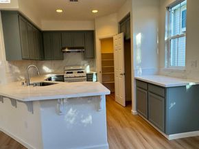 1150 Summer Ln, Richmond CA 94806