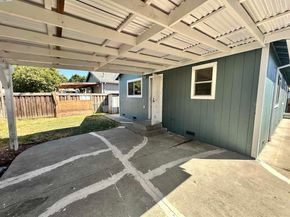 10538 Creekside Cir, Oakland CA 94603