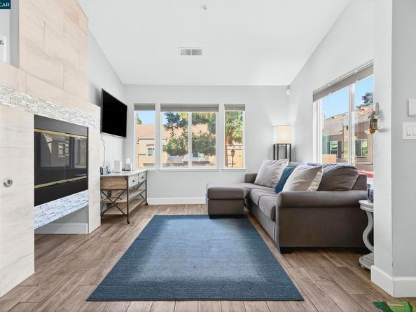 6958 Gregorich Dr G, San Jose CA 95138