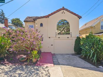 1377 E 32nd